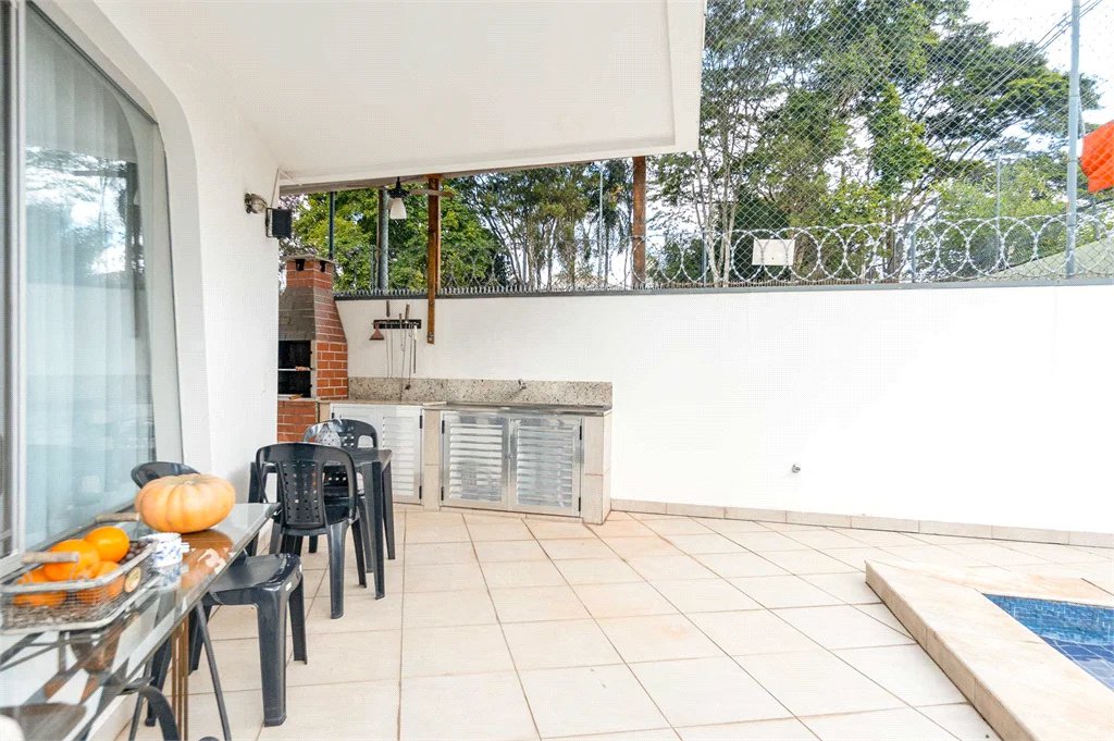Casa Térrea à venda com 3 quartos, sendo 1 suíte, em Vila Inah, São Paulo, SP