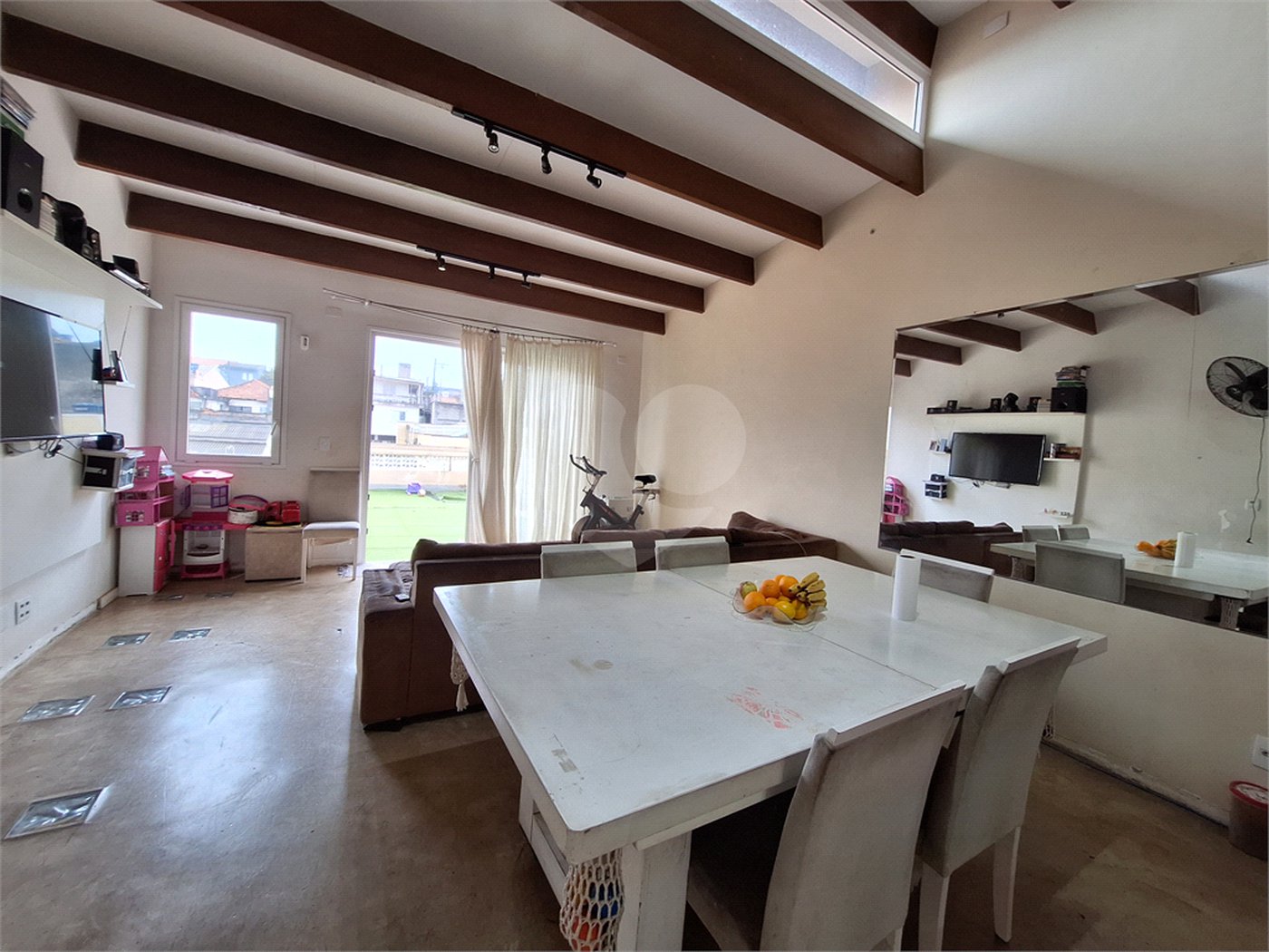 Casa à venda com 3 quartos, sendo 1 suíte, em Chora Menino, São Paulo, SP