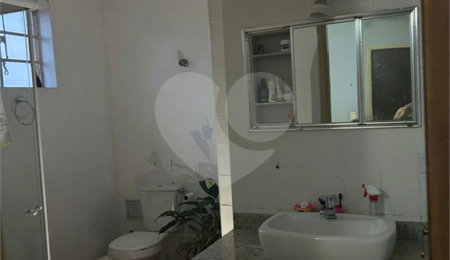 Sobrado à venda com 3 quartos, sendo 1 suíte,  em Tremembé, São Paulo, SP