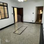 Sobrado na Vila Prudente com 161m², 2 dormitórios, 1 suíte e 2 vagas de garagem