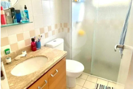 Apartamento á venda na Mooca de 89m² com 2 dormitórios, sendo 2 suítes e 2 vagas.