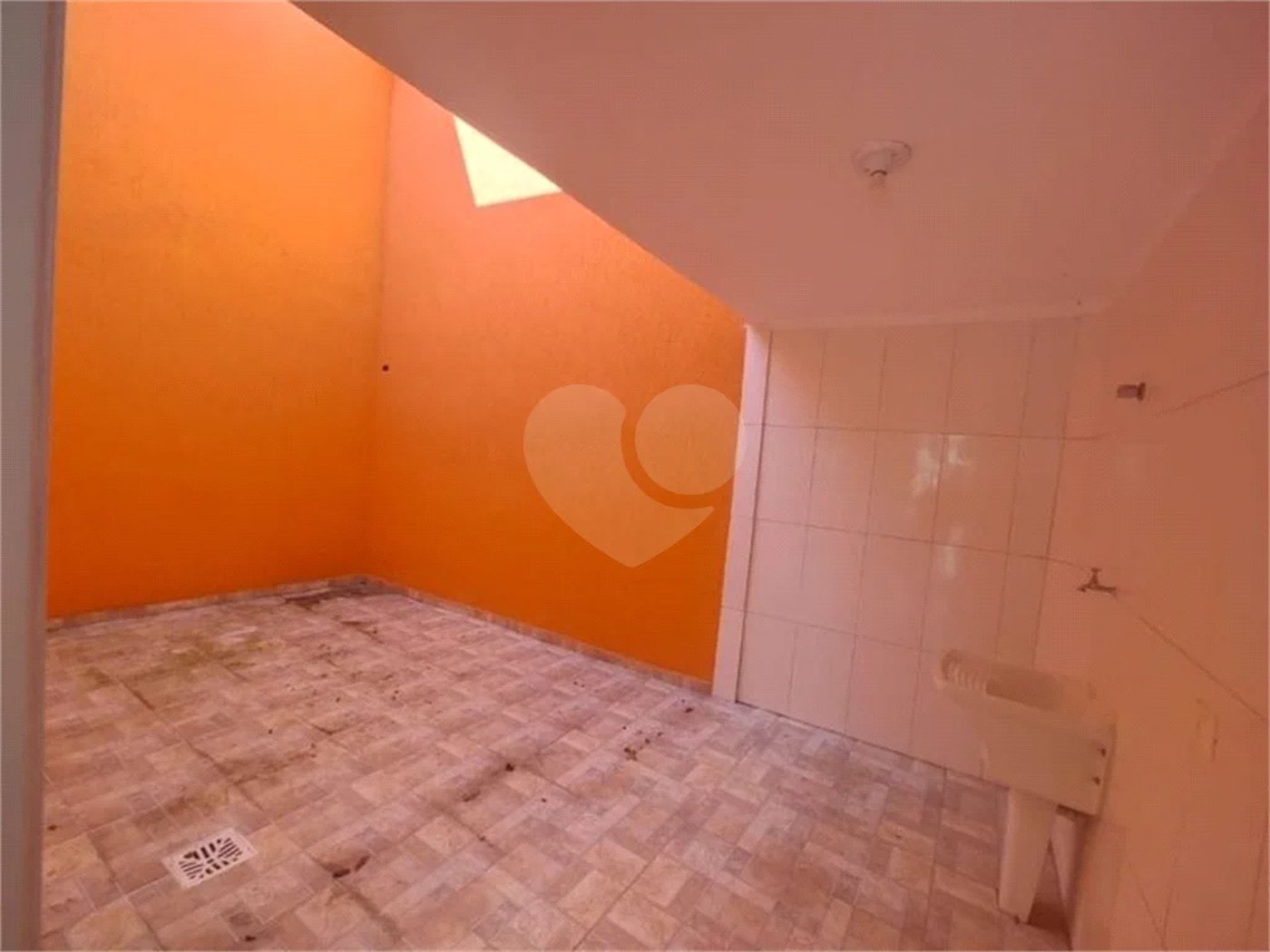 Apartamento à venda com 2 quartos em Indaiá, Bertioga, SP