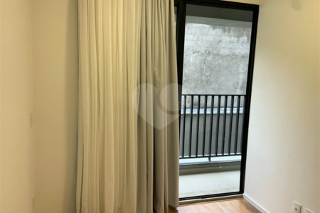 Aconchegante apartamento à venda na Vila Madalena