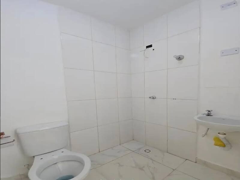 Sobrado à venda com 2 quartos no condomínio Ville de Vie 2, Cotia - SP
