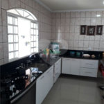 Casa á venda no cidade Aracy