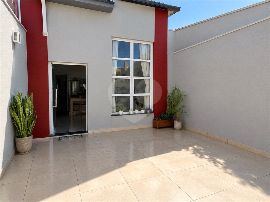 CASA À VENDA – JARDIM VENEZA