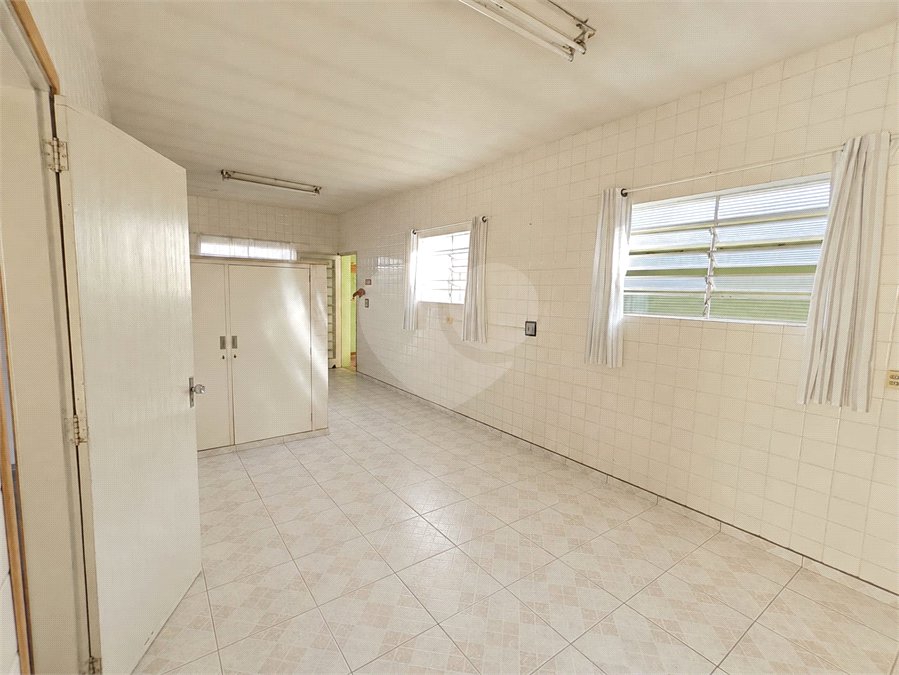 Casa Térrea Charmosa e Espaçosa na Vila Prado: Conforto, Praticidade e Próxima ao Centro!