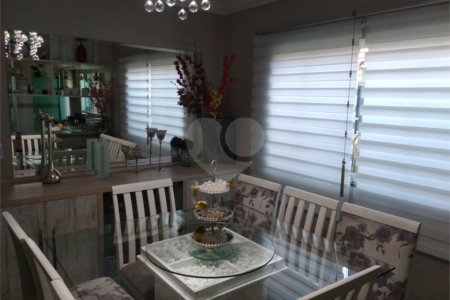 Sobrado à venda com 3 quartos, sendo 1 suíte, em Vila Mazzei, São Paulo, SP