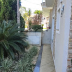 Casa à venda com 4 quartos, sendo 2 suítes, no condomínio Residencial Jardim das Palmeiras, Vinhedo - SP