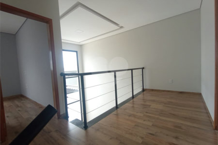 Casa à venda com 3 quartos, sendo 2 suítes, no condomínio Vila Rica, Indaiatuba - SP