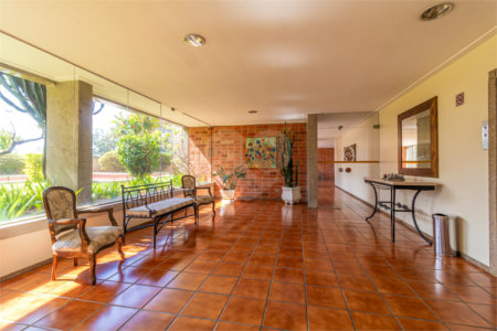 Apartamento à venda com 4 quartos, sendo 1 suíte, em Jardim Marajoara, São Paulo, SP