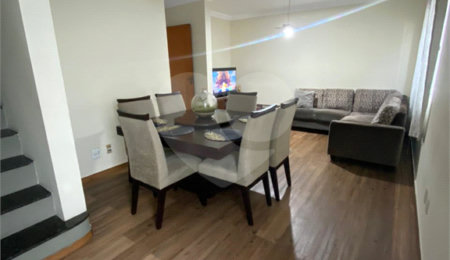 Casa à venda com 3 quartos, sendo 1 suíte,  no condomínio Regina, São Paulo - SP