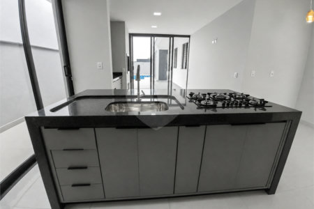 Casa à venda com 3 suítes no condomínio Renaissance, Sorocaba - SP