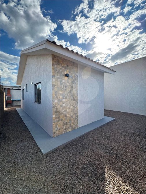 Casa à venda com 2 quartos em Jardim Nova Ponta Porã, Ponta Porã, MS