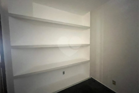 Casa à venda com 5 quartos, sendo 1 suíte, no Centro, Itapetininga, SP