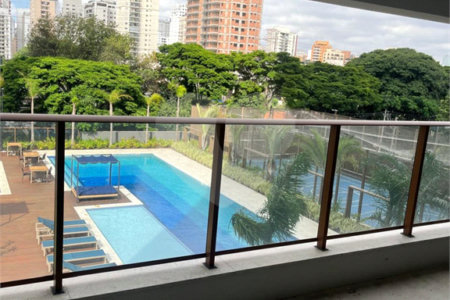 Apartamento à venda com 3 quartos, sendo 1 suíte, em Brooklin Novo, São Paulo, SP