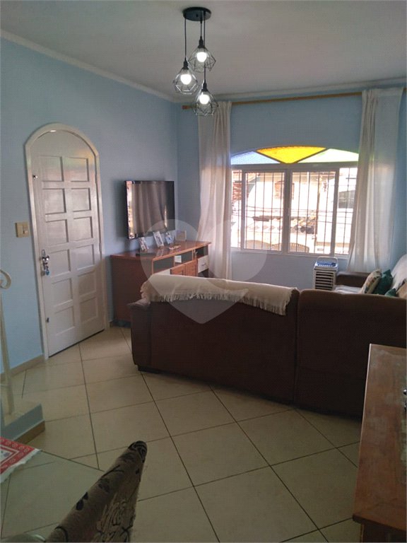 Sobrado à venda com 4 quartos em Jardim Celeste, São Paulo, SP