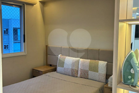 Apartamento à venda com 2 quartos em Santo Amaro, São Paulo, SP