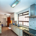 Casa à venda com 4 quartos, sendo 1 suíte, em Jardim Marajoara, São Paulo, SP