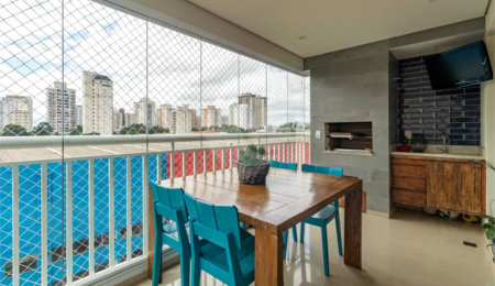 Apartamento à venda com 3 quartos, sendo 1 suíte, em Campo Belo, São Paulo, SP