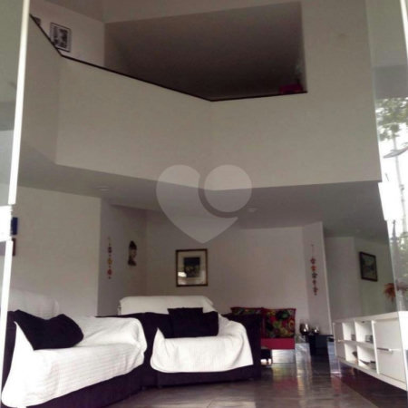 Sobrado à venda com 5 quartos, sendo 2 suítes,  em Instituto de Previdência, São Paulo, SP