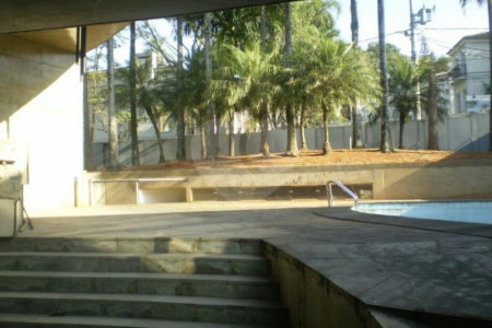 Sobrado à venda com 7 quartos, sendo 4 suítes, em Jardim Petrópolis, São Paulo, SP