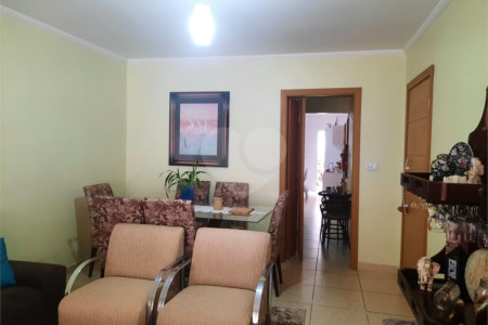 Casa Térrea à venda com 3 quartos, sendo 2 suítes,  em Vila Mazzei, São Paulo, SP