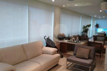 Apartamento Alto Padrão no Campo Belo
