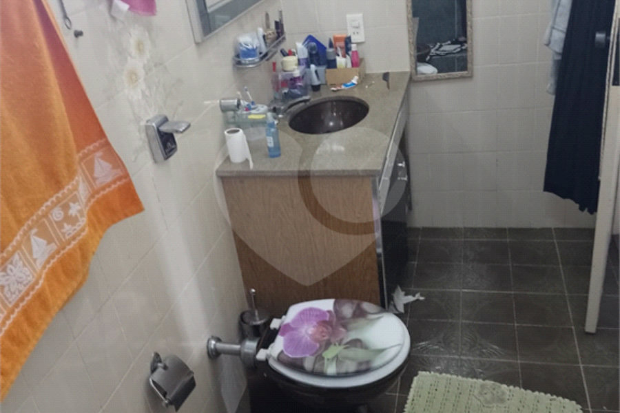 Sobrado à venda com 6 quartos, sendo 2 suítes, em Tremembé, São Paulo, SP