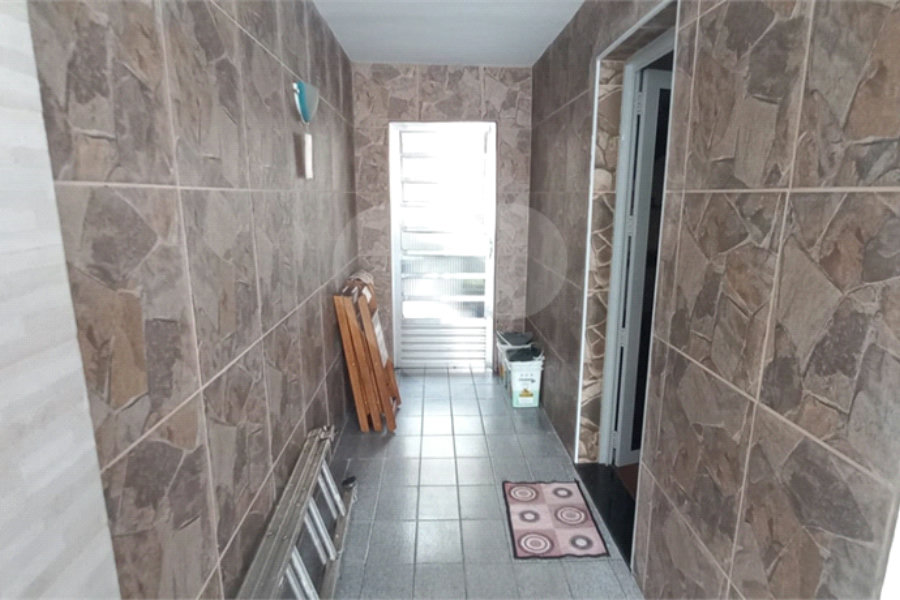 Sobrado à venda com 3 quartos, sendo 1 suíte,  em Tremembé, São Paulo, SP