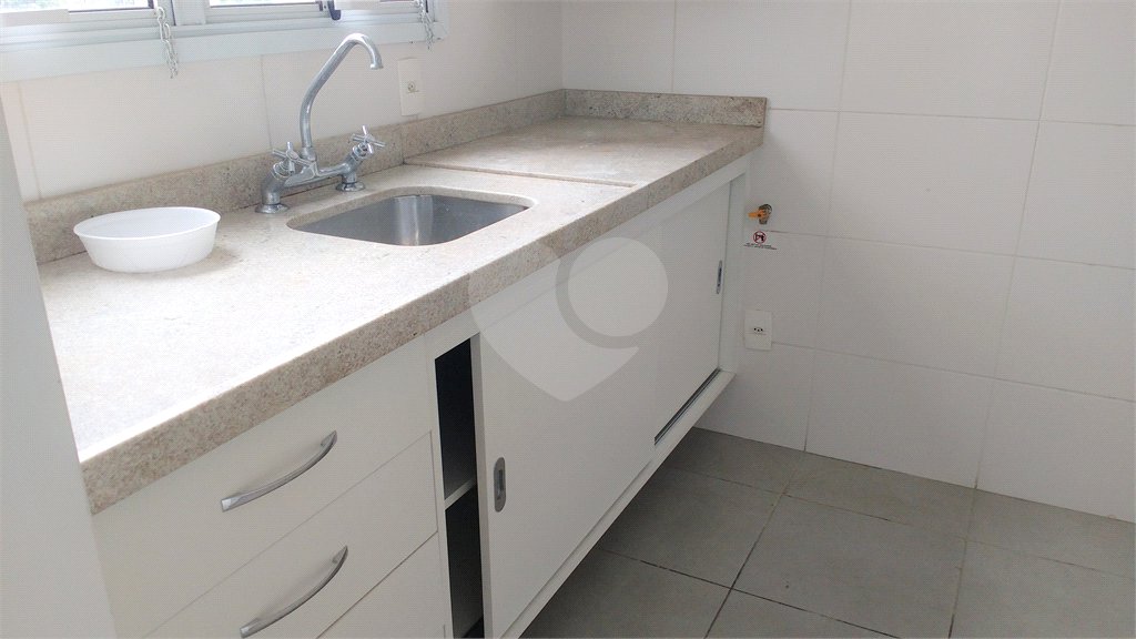 Apartamento à venda com 3 quartos, sendo 1 suíte, em Vila Suzana, São Paulo, SP