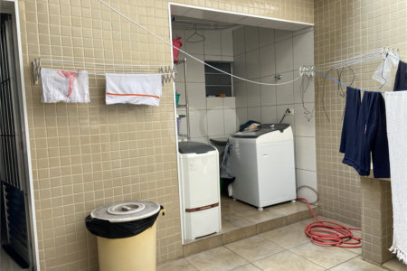 Sobrado à venda com 3 quartos em Vila Paulicéia, São Paulo, SP