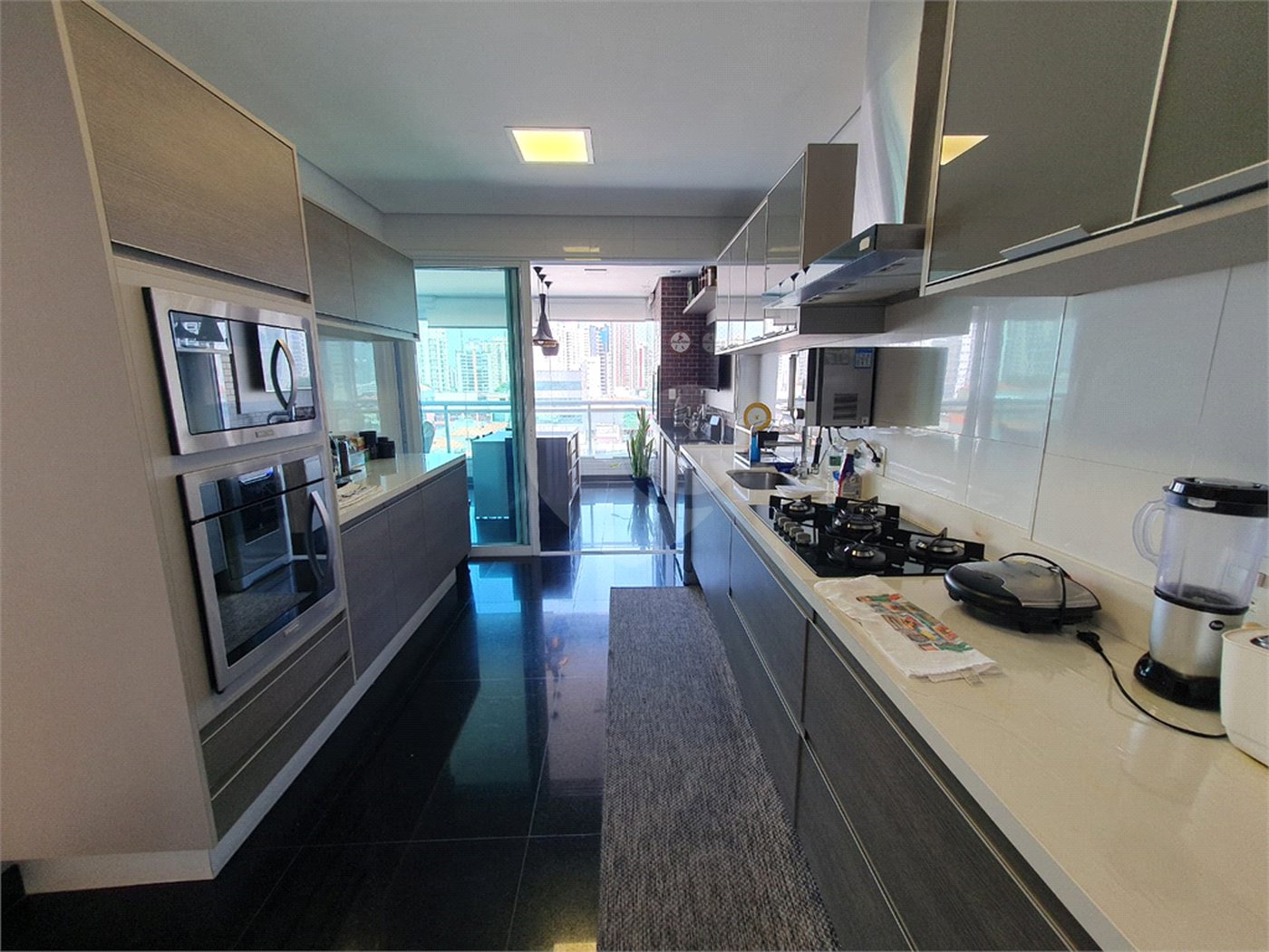 Apartamento à venda com 4 quartos, sendo 3 suítes, em Vila Santo Estevão, São Paulo, SP