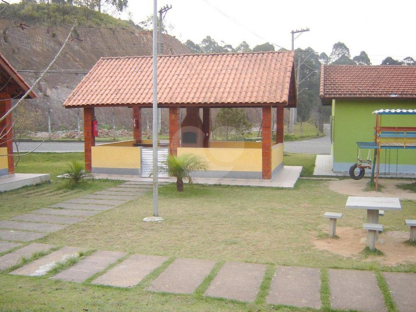 Sobrado à venda com 3 quartos, sendo 1 suíte, em Vila São João Batista, Guarulhos, SP