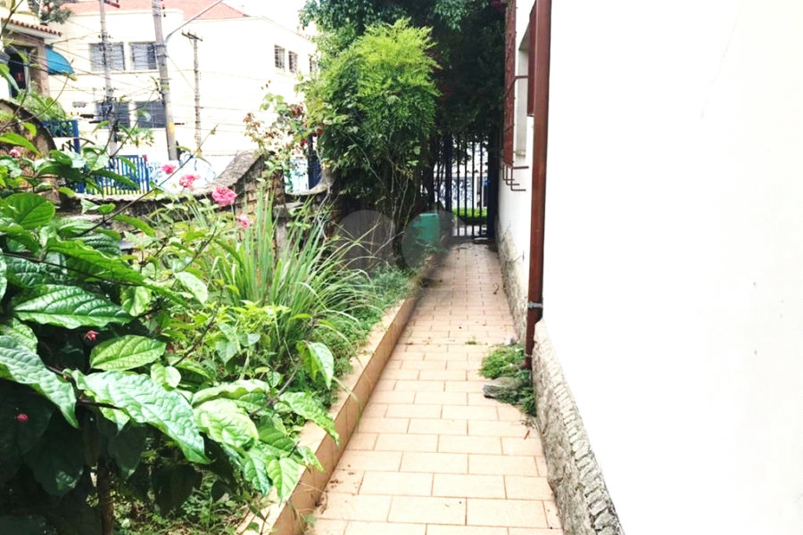 Sobrado à venda com 5 quartos, sendo 1 suíte, em Santana, São Paulo, SP