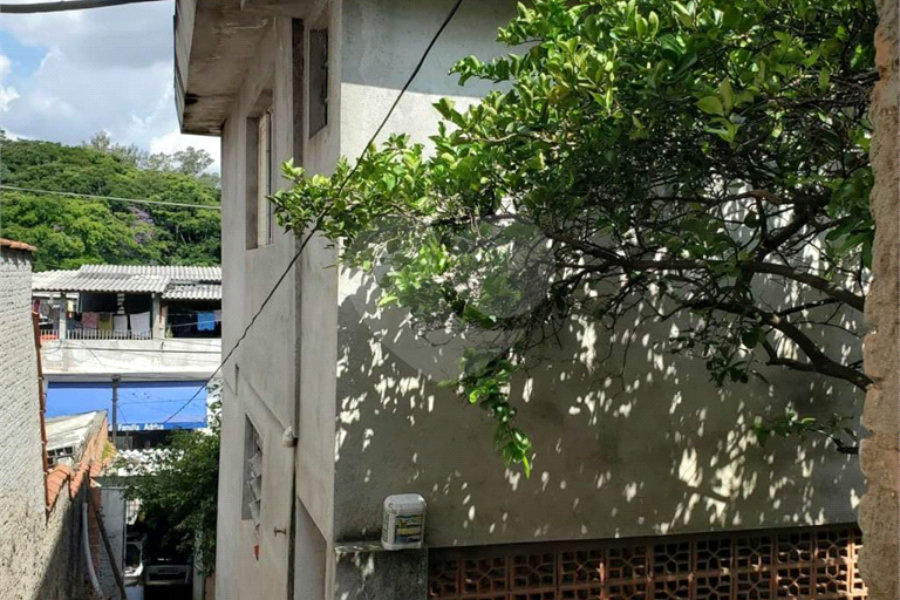 Casa à venda com 3 quartos, sendo 1 suíte,  em Horto, São Paulo, SP