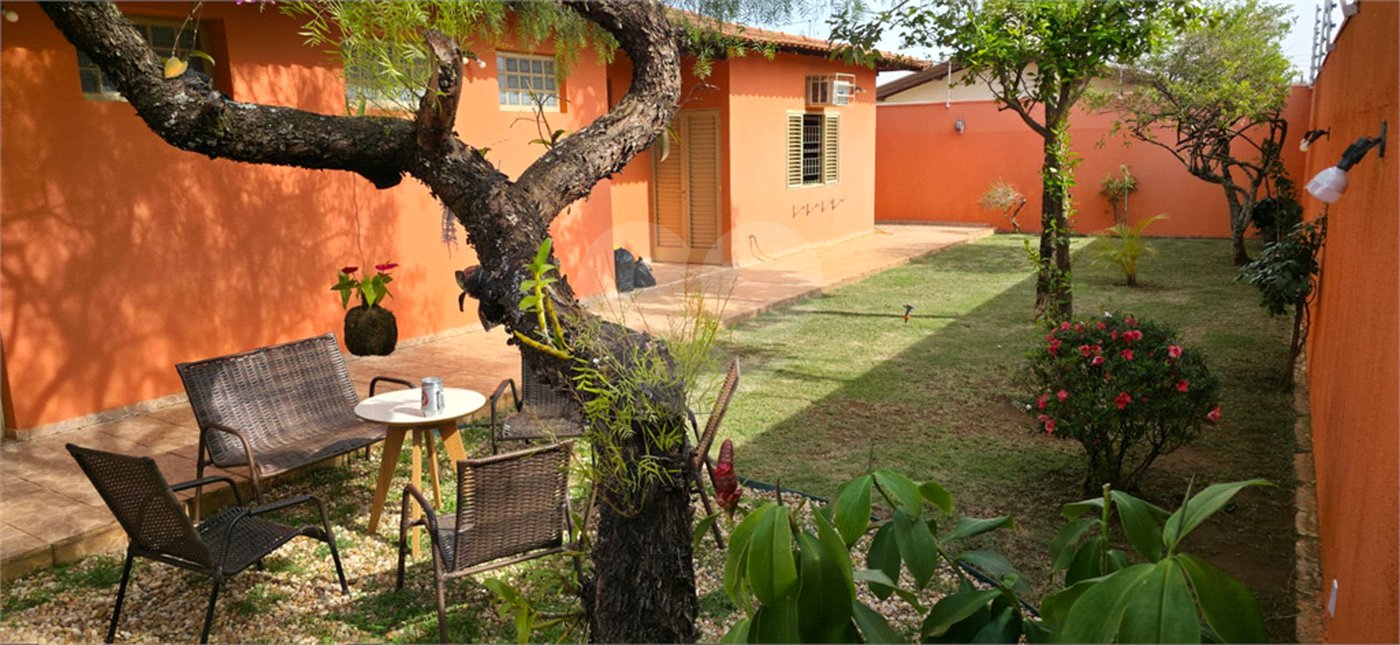 Casa à venda no Parque Fehr de 500m²