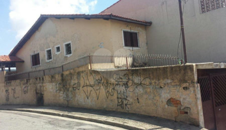 Sobrado à venda com 3 quartos em Tremembé, São Paulo, SP