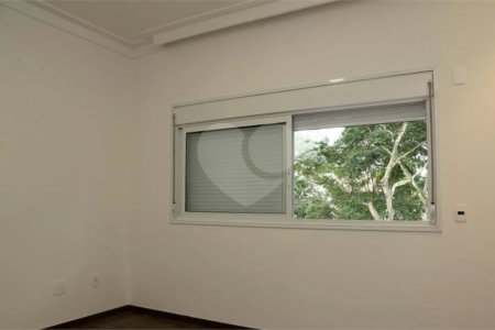 Casa à venda com 4 suítes no condomínio Residencial Morumbi, São Paulo - SP