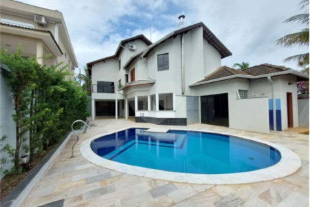 Casa à venda com 4 suítes no condomínio Reserva Colonial, Valinhos - SP