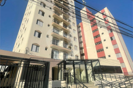 Apartamento à venda com 3 quartos, sendo 1 suíte, em Vila Nivi, São Paulo, SP