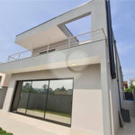 Casa à venda com 3 suítes no condomínio Vita Verdi, Valinhos - SP
