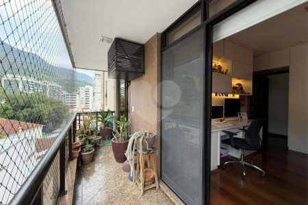 Apartamento à venda com 3 quartos, sendo 2 suítes, em Tijuca, Rio de Janeiro, RJ