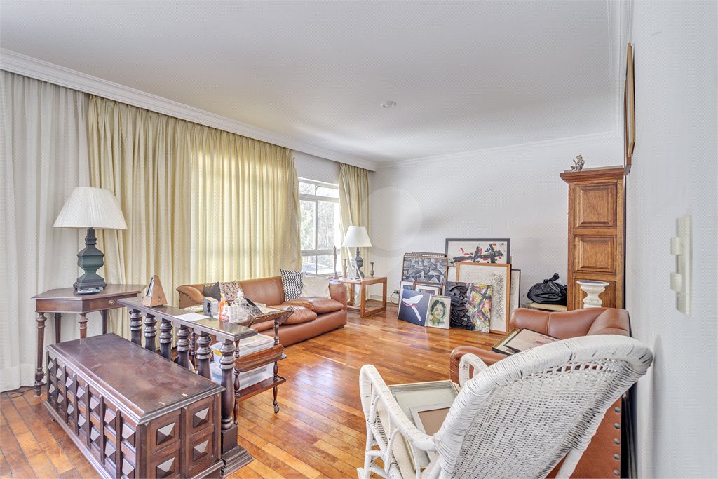 Sobrado à venda com 3 quartos, sendo 1 suíte, em Chácara Flora, São Paulo, SP