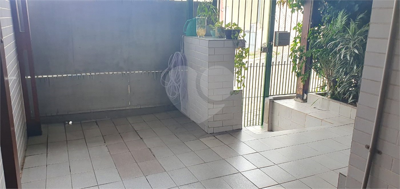 Casa Térrea à venda com 3 quartos em Vila Mazzei, São Paulo, SP