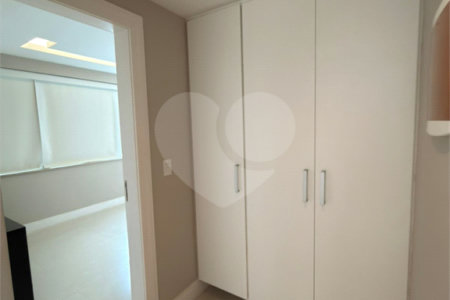 Casa à venda com 4 suítes em Portinho, Cabo Frio, RJ