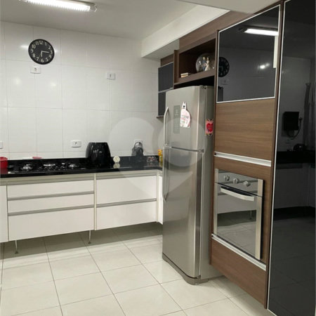 Casa à venda com 3 suítes no condomínio Tamboril, São Paulo - SP