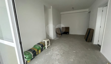 Apartamento à venda com 3 quartos, sendo 1 suíte,  em Santo Amaro, São Paulo, SP