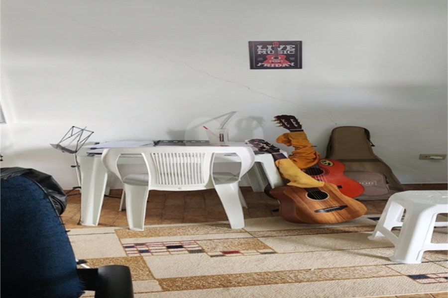 Casa à venda com 4 quartos, sendo 1 suíte, em Tremembé, São Paulo, SP