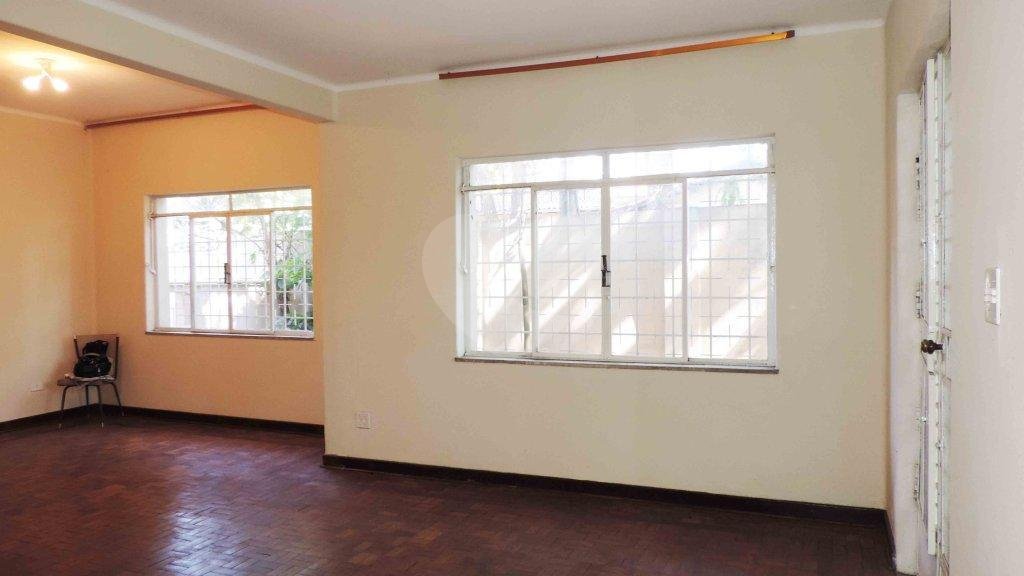 Sobrado à venda com 3 quartos, sendo 1 suíte, em Brooklin Velho, São Paulo, SP